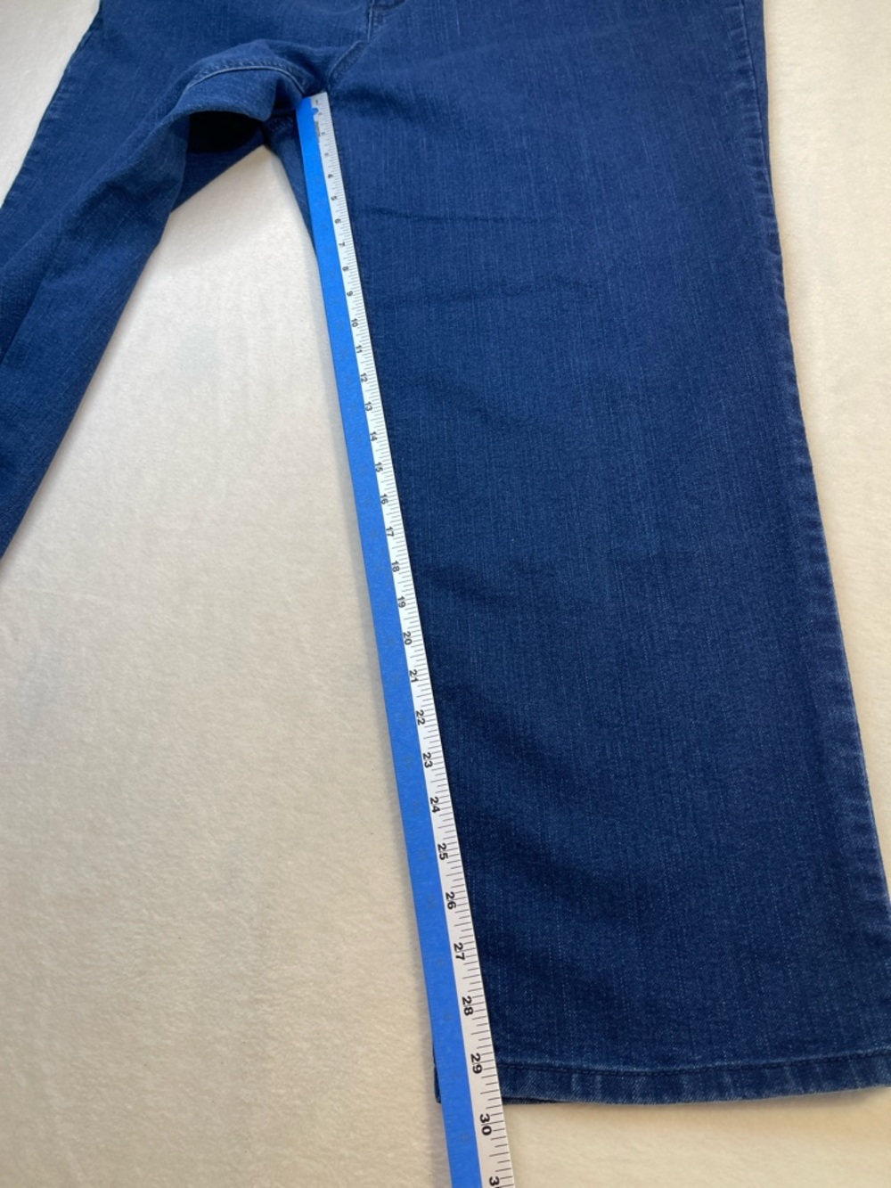 Just My Size WOMENS SIZE 24W CLASSIC FIT Indigo Relaxed Straight Jeans - Picture 3 of 10